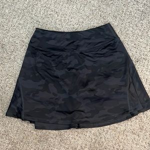 Black-Camo Tennis Skirt